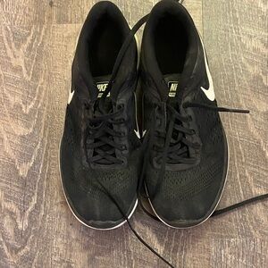 Nike Women’s Black Athletic Shoes